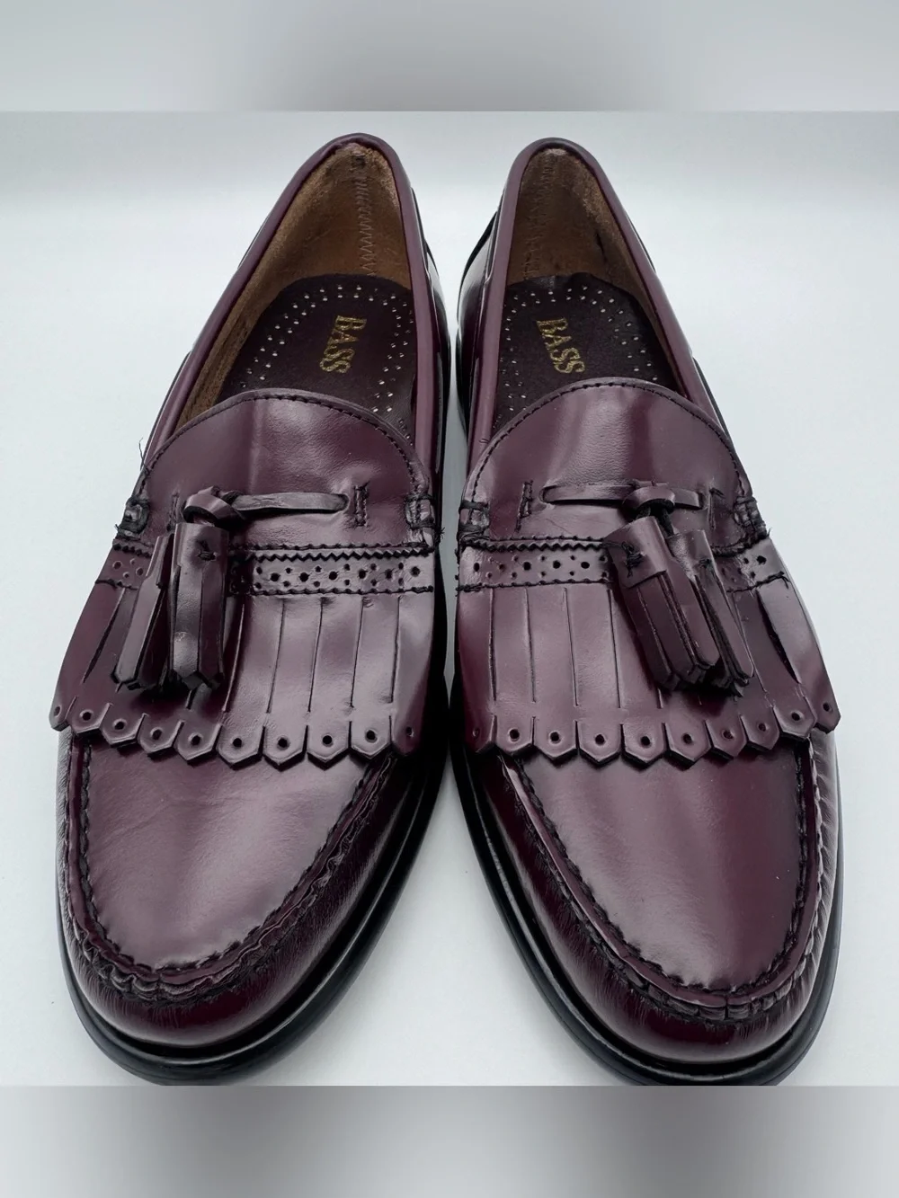 G.H. Bass & Co. Burgundy Kiltie Tassel Loafers Men's 9.5 D Leather Dress Shoes